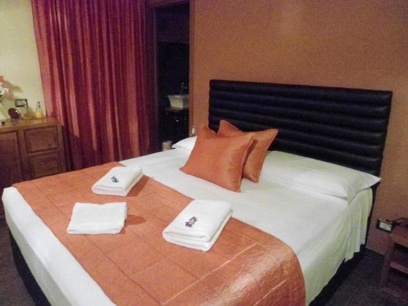 Aida Charming Rooms Рим Экстерьер фото